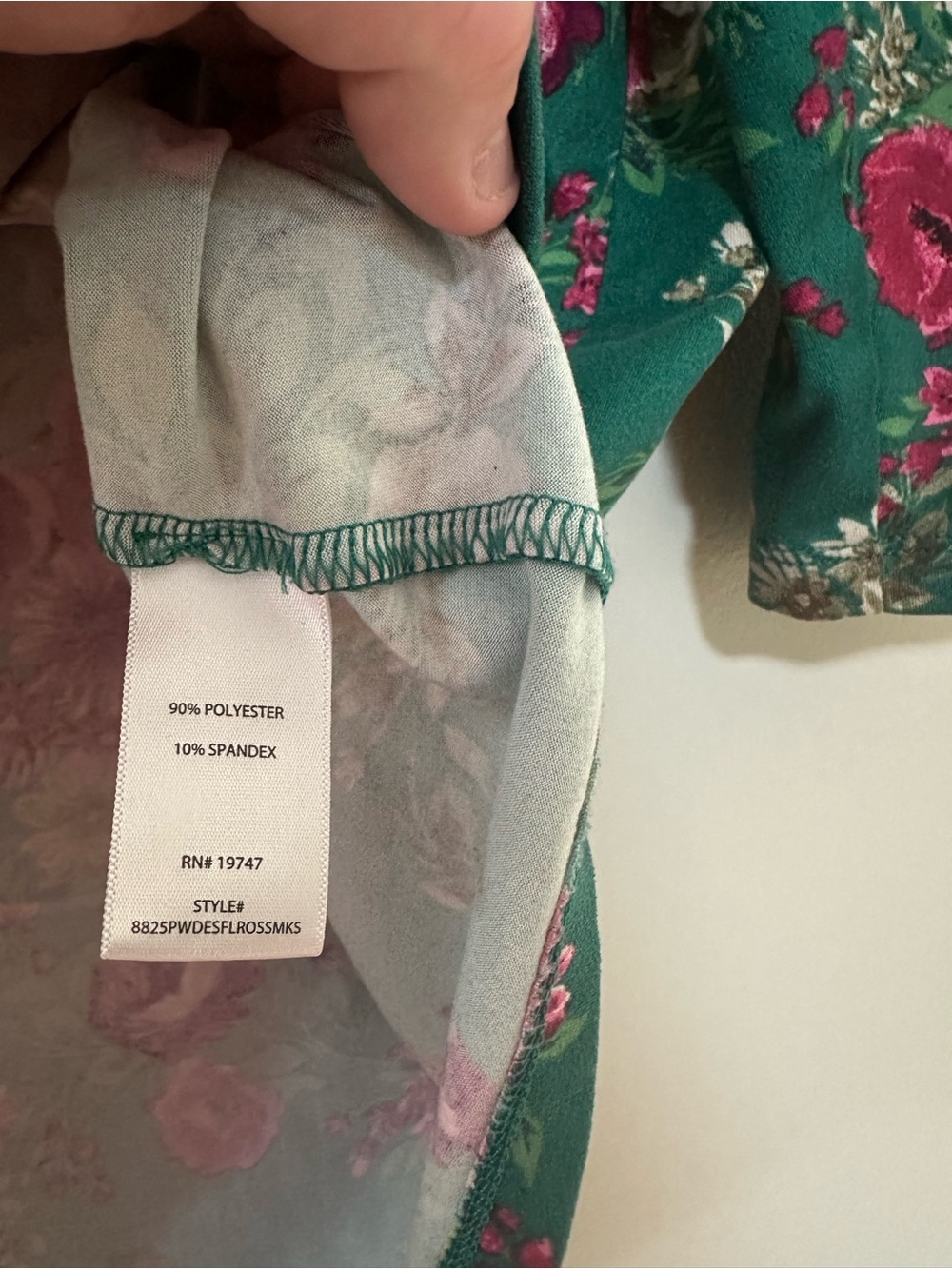 The Pioneer Woman Green Floral V-Neck Long Sleeve Top with Pink Roses - Picture 3 of 5